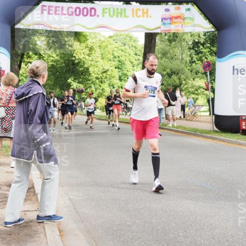 29.06.2025 - hella hamburg halbmarathon MichiJ http://msf.ph/oto/8269617 29.06.2025 10:55:34 Zwischen KM18-KM19 4492, 8632, 9075, 9128, 14149, 14868, 15697, 19134 meine-sportfotos.de