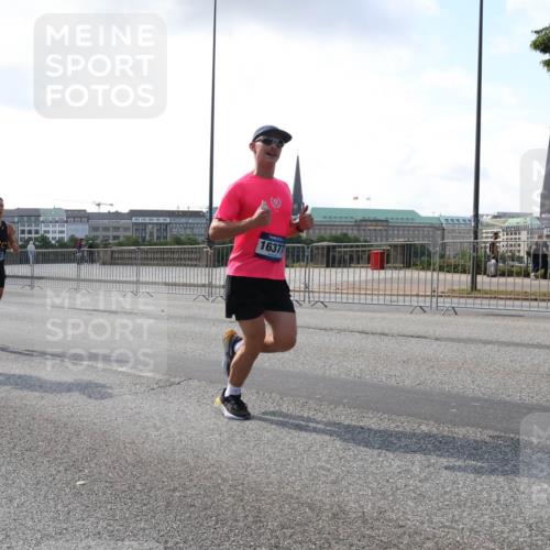 29.06.2025 - hella hamburg halbmarathon Lena Gebhardt http://msf.ph/oto/8269631 29.06.2025 09:44:47 Lombardsbrücke 10156, 5367, 16377, 1065, 1827, 2021, 2879, 3075, 3201, 3845, 3968, 4678, 5269, 5344, 5367, 6619, 7349, 8473, 8731, 8975, 9079, 10106, 10156, 10173, 10790, 10848, 11877, 12287, 12337, 12369, 13779, 13838, 13956, 14164, 14828, 15268, 15576, 15583, 15655, 15880, 16118, 16377, 16508, 16736, 17258, 17354, 18567, 18699, 19114 meine-sportfotos.de