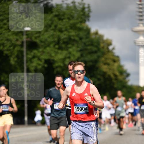 29.06.2025 - hella hamburg halbmarathon Dr. Thomas Lammeyer http://msf.ph/oto/8269657 29.06.2025 09:52:33 Kennedybrücke 1042, 1571, 1600, 2044, 2707, 2797, 2849, 3547, 4062, 5003, 5050, 5124, 6037, 6047, 7109, 7310, 7482, 7981, 8002, 9640, 9643, 10190, 10369, 10451, 10738, 10877, 11106, 11177, 11423 meine-sportfotos.de