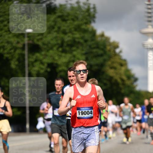 29.06.2025 - hella hamburg halbmarathon Dr. Thomas Lammeyer http://msf.ph/oto/8269681 29.06.2025 09:52:33 Kennedybrücke 1042, 1571, 1600, 2044, 2707, 2797, 2849, 3547, 4062, 5003, 5050, 5124, 6037, 6047, 7109, 7310, 7482, 7981, 8002, 9640, 9643, 10190, 10369, 10451, 10738, 10877, 11106, 11177, 11423 meine-sportfotos.de