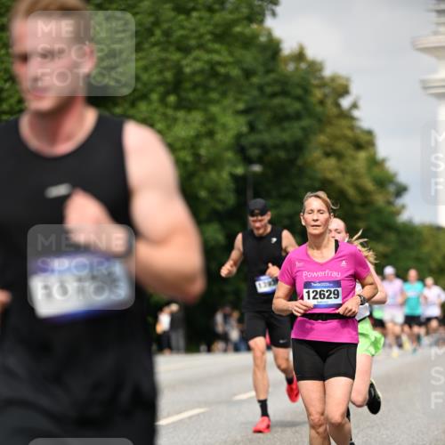 29.06.2025 - hella hamburg halbmarathon Dr. Thomas Lammeyer http://msf.ph/oto/8269761 29.06.2025 10:15:10 Kennedybrücke 1531, 1866, 4287, 5379, 5440, 8171, 8807, 8810, 9169, 10196, 10372, 11149, 11321 meine-sportfotos.de