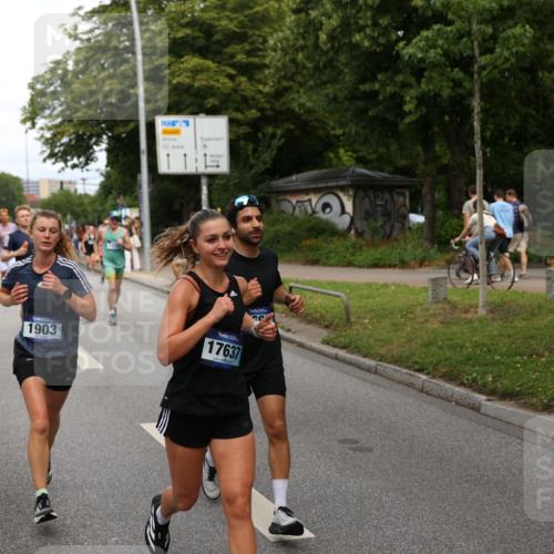 29.06.2025 - hella hamburg halbmarathon Yannick Fuchs http://msf.ph/oto/8269806 29.06.2025 10:36:54 20KM 1209, 1256, 1312, 1700, 1903, 2233, 3523, 4823, 5436, 5682, 6639, 6721, 6770, 7035, 7363, 7448, 7693, 7734, 7765, 7865, 9833, 10216, 10469, 12098, 13446, 13483, 13709, 13725, 14811, 15095, 15175, 15270, 16281, 16295, 16507, 16626, 16660, 17000, 17016, 17177, 17363, 17637, 17864, 17926, 18330, 18559, 18920 meine-sportfotos.de