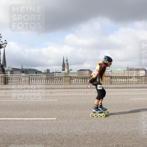 29.06.2025 - hella hamburg halbmarathon Lena Gebhardt http://msf.ph/oto/8269811 29.06.2025 09:04:44 Lombardsbrücke  meine-sportfotos.de
