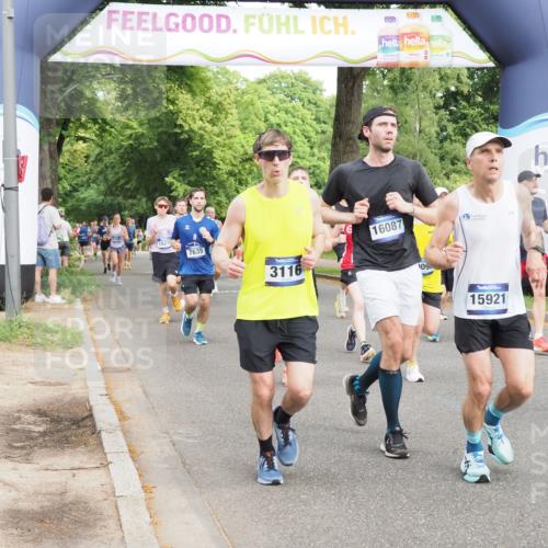 29.06.2025 - hella hamburg halbmarathon MichiJ http://msf.ph/oto/8269843 29.06.2025 10:31:10 Zwischen KM18-KM19 1353, 2233, 3116, 3697, 7448, 9371, 14201, 14210, 15233, 15301, 15921, 16626, 17363, 17733, 17864, 17911, 18274, 18632, 18920, 18987, 19090 meine-sportfotos.de