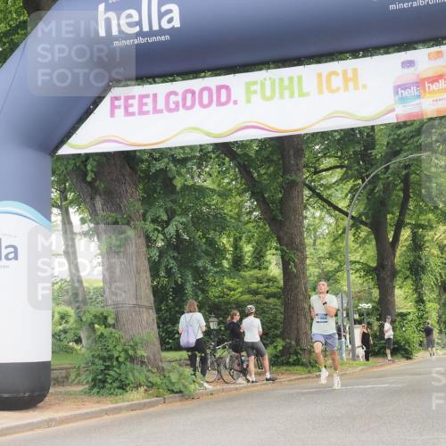29.06.2025 - hella hamburg halbmarathon KatJ http://msf.ph/oto/8269859 29.06.2025 10:07:54 Zwischen KM18-KM19  meine-sportfotos.de