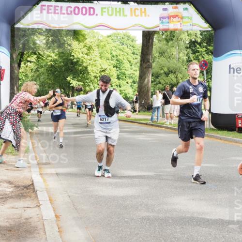 29.06.2025 - hella hamburg halbmarathon MichiJ http://msf.ph/oto/8270014 29.06.2025 10:55:39 Zwischen KM18-KM19 1071, 2281, 3154, 6217, 8263, 8632, 9075, 14868, 15697, 18176 meine-sportfotos.de