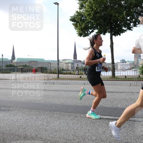 29.06.2025 - hella hamburg halbmarathon Lena Gebhardt http://msf.ph/oto/8270029 29.06.2025 09:44:49 Lombardsbrücke 536, 1065, 1827, 2021, 2879, 3075, 3201, 3845, 3968, 4678, 5269, 5344, 5367, 6619, 7349, 8473, 8731, 10106, 10156, 10790, 10848, 11169, 11877, 12287, 12337, 12369, 12900, 13779, 13838, 13956, 14164, 14828, 15268, 15576, 15583, 15655, 15880, 16118, 16377, 16508, 16736, 17258, 17354, 18567, 18699, 19114 meine-sportfotos.de