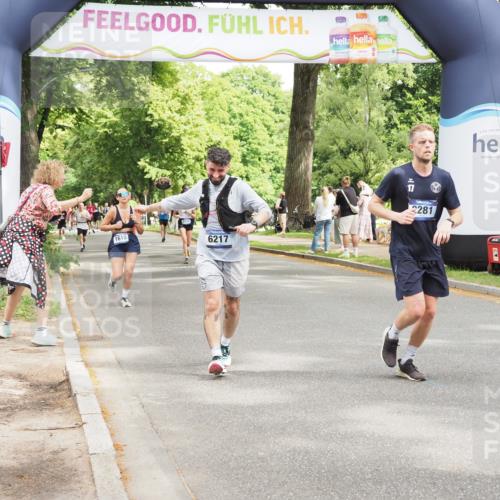 29.06.2025 - hella hamburg halbmarathon MichiJ http://msf.ph/oto/8270038 29.06.2025 10:55:39 Zwischen KM18-KM19 1071, 2281, 3154, 6217, 8263, 8632, 9075, 14868, 15697, 18176 meine-sportfotos.de