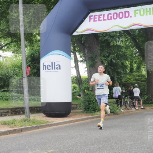 29.06.2025 - hella hamburg halbmarathon KatJ http://msf.ph/oto/8270164 29.06.2025 10:07:56 Zwischen KM18-KM19  meine-sportfotos.de