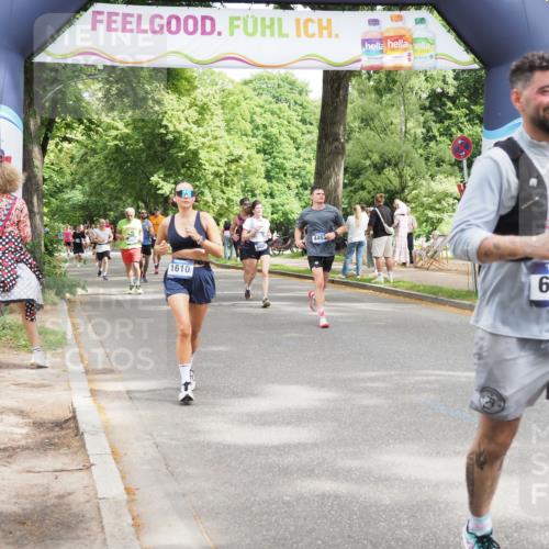 29.06.2025 - hella hamburg halbmarathon MichiJ http://msf.ph/oto/8270165 29.06.2025 10:55:41 Zwischen KM18-KM19 1071, 1610, 2281, 3154, 4453, 6026, 6217, 8263, 9075, 18176 meine-sportfotos.de
