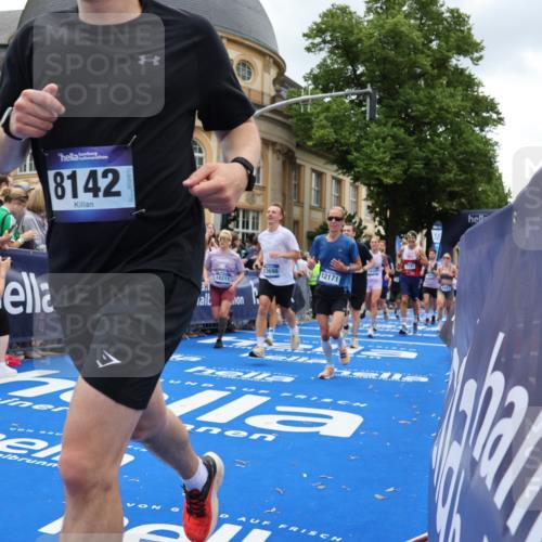 29.06.2025 - hella hamburg halbmarathon Strokosch-Dieckow http://msf.ph/oto/8270243 29.06.2025 10:46:23 Ziel 1600, 2222, 2842, 4237, 4497, 6421, 6691, 6978, 7335, 8142, 8482, 8981, 9232, 9386, 9786, 11185, 11773, 12171, 12651, 12891, 13698, 14045, 14200, 14228, 14262, 14482, 15157, 16127, 18118, 18211, 18637, 19209 meine-sportfotos.de