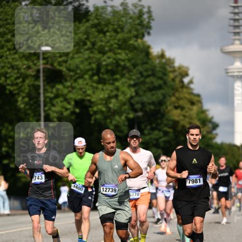 29.06.2025 - hella hamburg halbmarathon Dr. Thomas Lammeyer http://msf.ph/oto/8270254 29.06.2025 09:52:37 Kennedybrücke 1042, 1571, 1600, 2044, 2707, 2797, 2849, 3014, 5050, 5124, 6037, 6047, 6771, 7109, 7310, 7482, 7981, 9640, 9643, 9686, 10369, 10451, 10877, 11106, 11177, 11423 meine-sportfotos.de