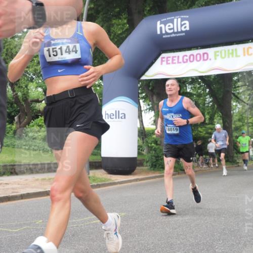 29.06.2025 - hella hamburg halbmarathon KatJ http://msf.ph/oto/8270304 29.06.2025 10:39:38 Zwischen KM18-KM19 1683, 2364, 4121, 4814, 5482, 6657, 7178, 7732, 8172 meine-sportfotos.de