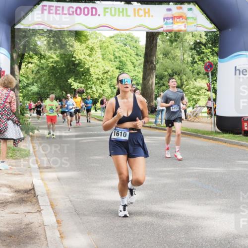 29.06.2025 - hella hamburg halbmarathon MichiJ http://msf.ph/oto/8270306 29.06.2025 10:55:42 Zwischen KM18-KM19 1071, 1610, 2281, 3154, 4453, 6026, 6217, 8263, 15369, 18176 meine-sportfotos.de