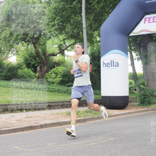 29.06.2025 - hella hamburg halbmarathon KatJ http://msf.ph/oto/8270413 29.06.2025 10:07:57 Zwischen KM18-KM19  meine-sportfotos.de