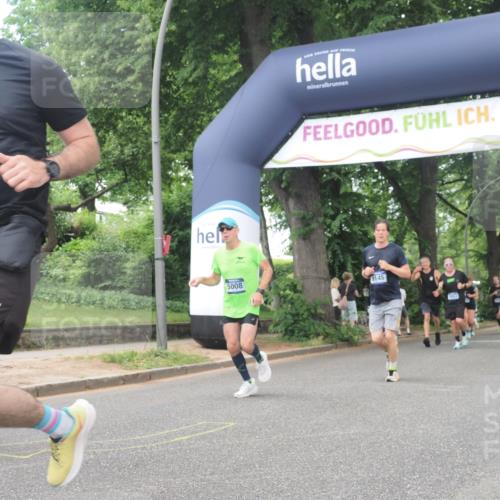 29.06.2025 - hella hamburg halbmarathon KatJ http://msf.ph/oto/8270538 29.06.2025 10:39:42 Zwischen KM18-KM19 1683, 4121, 5008 meine-sportfotos.de