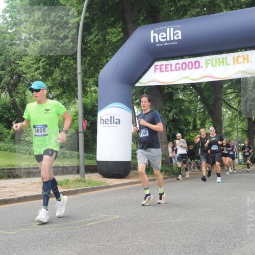 29.06.2025 - hella hamburg halbmarathon KatJ http://msf.ph/oto/8270648 29.06.2025 10:39:43 Zwischen KM18-KM19 1683, 5008, 7383 meine-sportfotos.de