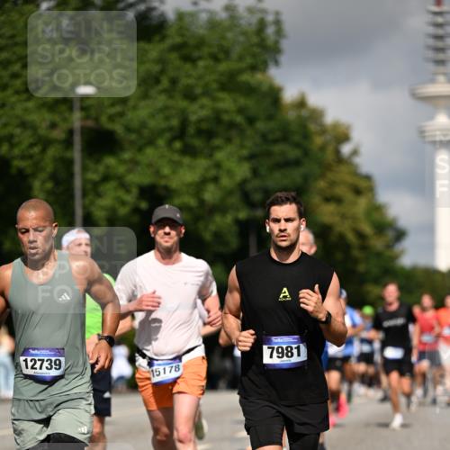 29.06.2025 - hella hamburg halbmarathon Dr. Thomas Lammeyer http://msf.ph/oto/8270830 29.06.2025 09:52:39 Kennedybrücke 1042, 1600, 2044, 2707, 2745, 2797, 2849, 3014, 5050, 5124, 6037, 6047, 6771, 7109, 7310, 7482, 7981, 9640, 9686, 10369, 10451, 10877, 11106, 11177, 11423 meine-sportfotos.de