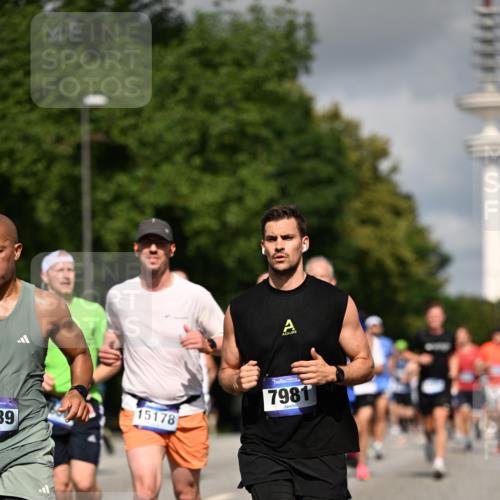 29.06.2025 - hella hamburg halbmarathon Dr. Thomas Lammeyer http://msf.ph/oto/8270864 29.06.2025 09:52:39 Kennedybrücke 1042, 1600, 2044, 2707, 2745, 2797, 2849, 3014, 5050, 5124, 6037, 6047, 6771, 7109, 7310, 7482, 7981, 9640, 9686, 10369, 10451, 10877, 11106, 11177, 11423 meine-sportfotos.de