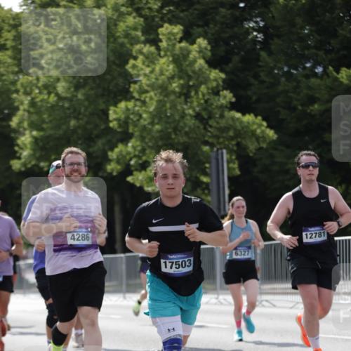 29.06.2025 - hella hamburg halbmarathon Jannik Wohlers http://msf.ph/oto/8270925 29.06.2025 10:01:29 Lombardsbrücke 1184, 1364, 1464, 1729, 1881, 1940, 2806, 2957, 3039, 4286, 4328, 5602, 5603, 5742, 6327, 6438, 6595, 7189, 9230, 9741, 10177, 10882, 11771, 11808, 12564, 12734, 12736, 12781, 14026, 14175, 14176, 14471, 14660, 14677, 16420, 16424, 16426, 16540, 16770, 17017, 17136, 17503, 17670, 17810, 17951, 17952, 18555, 18855, 19159 meine-sportfotos.de