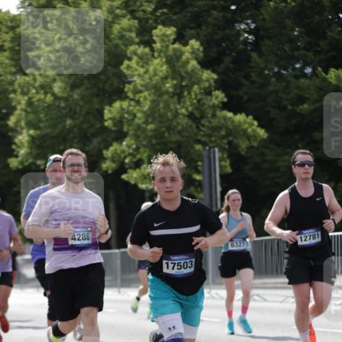 29.06.2025 - hella hamburg halbmarathon Jannik Wohlers http://msf.ph/oto/8270965 29.06.2025 10:01:29 Lombardsbrücke 1184, 1364, 1464, 1729, 1881, 1940, 2806, 2957, 3039, 4286, 4328, 5602, 5603, 5742, 6327, 6438, 6595, 7189, 9230, 9741, 10177, 10882, 11771, 11808, 12564, 12734, 12736, 12781, 14026, 14175, 14176, 14471, 14660, 14677, 16420, 16424, 16426, 16540, 16770, 17017, 17136, 17503, 17670, 17810, 17951, 17952, 18555, 18855, 19159 meine-sportfotos.de