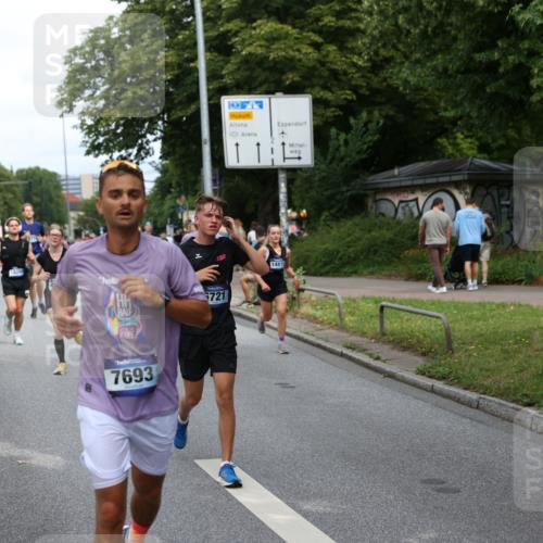 29.06.2025 - hella hamburg halbmarathon Yannick Fuchs http://msf.ph/oto/8271004 29.06.2025 10:36:59 20KM 1209, 1312, 1700, 1903, 2233, 3523, 4235, 4823, 5436, 6721, 6770, 7035, 7363, 7448, 7693, 7734, 7765, 7865, 9833, 10216, 10469, 11907, 12098, 13446, 13483, 13709, 13725, 14811, 15095, 15175, 15270, 15297, 15301, 16295, 16333, 16507, 16626, 16660, 16677, 17000, 17016, 17177, 17363, 17637, 17864, 18330, 18559, 18632, 18680, 18920 meine-sportfotos.de