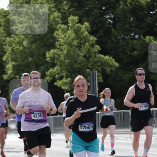 29.06.2025 - hella hamburg halbmarathon Jannik Wohlers http://msf.ph/oto/8271055 29.06.2025 10:01:30 Lombardsbrücke 1184, 1364, 1464, 1729, 1881, 1940, 2806, 4286, 4328, 5602, 5603, 5742, 6327, 6438, 6595, 7189, 9230, 9741, 10177, 10882, 11771, 11808, 12564, 12734, 12736, 12781, 14026, 14175, 14176, 14471, 14660, 14677, 16420, 16424, 16426, 16540, 16770, 17017, 17136, 17503, 17670, 17810, 17951, 17952, 18855, 19159 meine-sportfotos.de