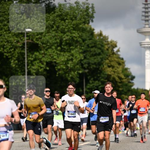 29.06.2025 - hella hamburg halbmarathon Dr. Thomas Lammeyer http://msf.ph/oto/8271171 29.06.2025 09:52:42 Kennedybrücke 1600, 1603, 2044, 2707, 2745, 2797, 2849, 2980, 3014, 5050, 5124, 6037, 6047, 6771, 7109, 7981, 8358, 9640, 9686, 10369, 11106, 11177, 11423 meine-sportfotos.de