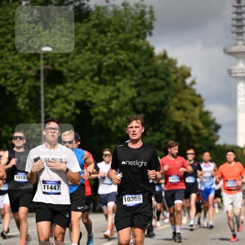 29.06.2025 - hella hamburg halbmarathon Dr. Thomas Lammeyer http://msf.ph/oto/8271234 29.06.2025 09:52:44 Kennedybrücke 1600, 1603, 2044, 2707, 2745, 2797, 2849, 2980, 3014, 4766, 5050, 5124, 6037, 6047, 6771, 7035, 7109, 7981, 8358, 9640, 9686, 10369, 11177, 11423 meine-sportfotos.de