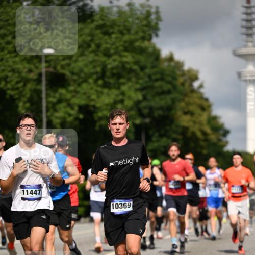 29.06.2025 - hella hamburg halbmarathon Dr. Thomas Lammeyer http://msf.ph/oto/8271268 29.06.2025 09:52:44 Kennedybrücke 1600, 1603, 2044, 2707, 2745, 2797, 2849, 2980, 3014, 4766, 5050, 5124, 6037, 6047, 6771, 7035, 7109, 7981, 8358, 9640, 9686, 10369, 11177, 11423 meine-sportfotos.de