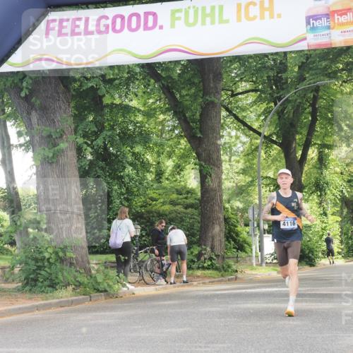 29.06.2025 - hella hamburg halbmarathon KatJ http://msf.ph/oto/8271367 29.06.2025 10:08:22 Zwischen KM18-KM19 4116 meine-sportfotos.de
