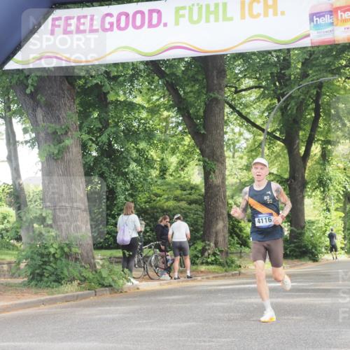 29.06.2025 - hella hamburg halbmarathon KatJ http://msf.ph/oto/8271518 29.06.2025 10:08:22 Zwischen KM18-KM19 4116 meine-sportfotos.de