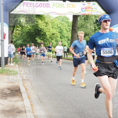 29.06.2025 - hella hamburg halbmarathon MichiJ http://msf.ph/oto/8271609 29.06.2025 10:31:19 Zwischen KM18-KM19 2653, 4229, 4235, 5011, 5506, 7635, 7734, 7765, 9364, 10216, 11177, 11907, 12327, 16333, 16648, 18449, 18659, 18680 meine-sportfotos.de