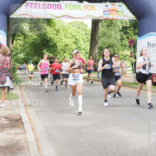 29.06.2025 - hella hamburg halbmarathon MichiJ http://msf.ph/oto/8271687 29.06.2025 10:55:55 Zwischen KM18-KM19 1406, 4663, 5166, 6083, 7802, 8256, 9845, 11582, 11611, 13285, 14270, 15858, 18910 meine-sportfotos.de