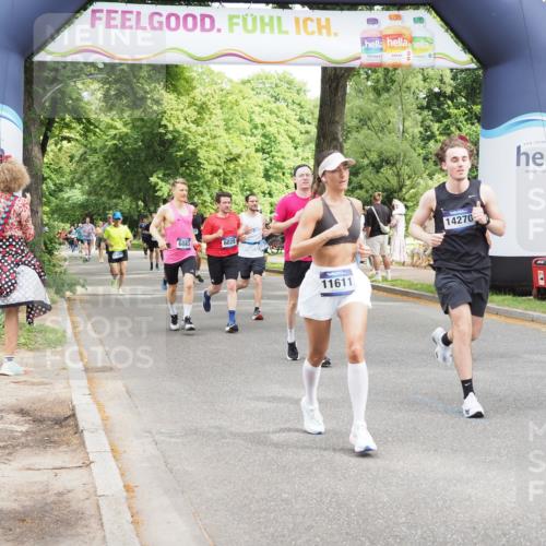 29.06.2025 - hella hamburg halbmarathon MichiJ http://msf.ph/oto/8271749 29.06.2025 10:55:56 Zwischen KM18-KM19 1406, 4663, 5166, 5176, 6028, 6083, 7802, 9845, 11582, 11611, 13285, 14270, 15858, 17439, 18910 meine-sportfotos.de