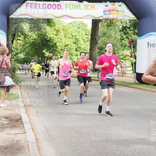 29.06.2025 - hella hamburg halbmarathon MichiJ http://msf.ph/oto/8271823 29.06.2025 10:55:57 Zwischen KM18-KM19 1406, 4663, 5176, 6028, 6083, 7802, 9845, 11582, 11611, 12653, 13285, 14270, 15858, 17439, 18910 meine-sportfotos.de