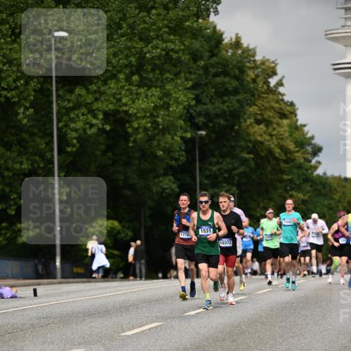 29.06.2025 - hella hamburg halbmarathon Dr. Thomas Lammeyer http://msf.ph/oto/8271842 29.06.2025 10:15:14 Kennedybrücke 1166, 1531, 1866, 1992, 4227, 4287, 5379, 5440, 5990, 5991, 8171, 8807, 8810, 9169, 9191, 10372, 11321 meine-sportfotos.de