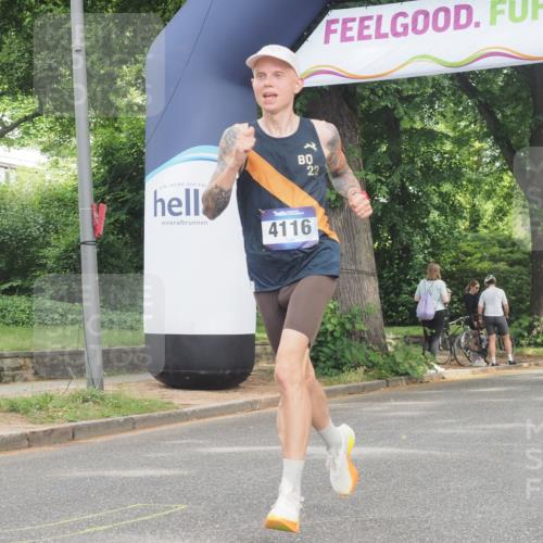 29.06.2025 - hella hamburg halbmarathon KatJ http://msf.ph/oto/8271872 29.06.2025 10:08:24 Zwischen KM18-KM19 4116 meine-sportfotos.de