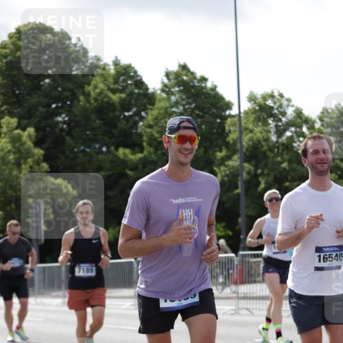 29.06.2025 - hella hamburg halbmarathon Jannik Wohlers http://msf.ph/oto/8271975 29.06.2025 10:01:34 Lombardsbrücke 1364, 1453, 1881, 4286, 4328, 5742, 6166, 6327, 6438, 6595, 7189, 7223, 7243, 9230, 9741, 9928, 10177, 10882, 11771, 11808, 12564, 12781, 12837, 14471, 14660, 14677, 16420, 16540, 16614, 16770, 17136, 17503, 17670, 17951, 17952, 18855, 19159 meine-sportfotos.de