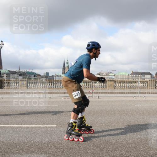 29.06.2025 - hella hamburg halbmarathon Lena Gebhardt http://msf.ph/oto/8272109 29.06.2025 09:04:53 Lombardsbrücke  meine-sportfotos.de