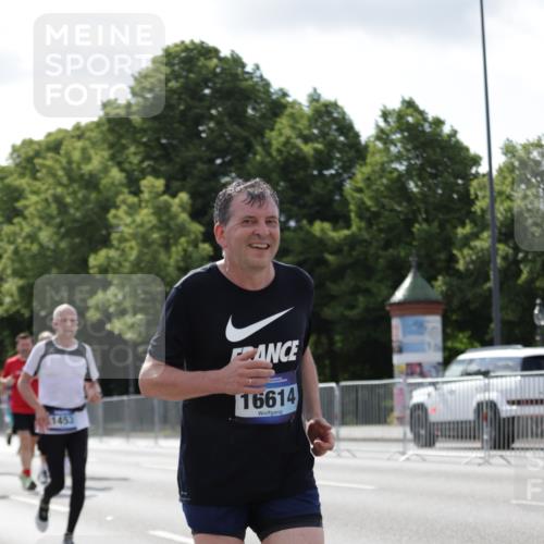 29.06.2025 - hella hamburg halbmarathon Jannik Wohlers http://msf.ph/oto/8272152 29.06.2025 10:01:41 Lombardsbrücke 1364, 1432, 1453, 3169, 4286, 4985, 5742, 6166, 6322, 6327, 6595, 7031, 7189, 7223, 7243, 9156, 9353, 9741, 9928, 10177, 11554, 11938, 12315, 12316, 12491, 12781, 12837, 14471, 14660, 14677, 15901, 16420, 16540, 16614, 16723, 16770, 17503, 17951, 17952, 18130, 19159, 19162, 19240 meine-sportfotos.de