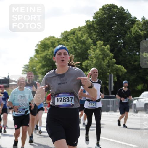 29.06.2025 - hella hamburg halbmarathon Jannik Wohlers http://msf.ph/oto/8272179 29.06.2025 10:01:41 Lombardsbrücke 1364, 1432, 1453, 3169, 4286, 4985, 5742, 6166, 6322, 6327, 6595, 7031, 7189, 7223, 7243, 9156, 9353, 9741, 9928, 10177, 11554, 11938, 12315, 12316, 12491, 12781, 12837, 14471, 14660, 14677, 15901, 16420, 16540, 16614, 16723, 16770, 17503, 17951, 17952, 18130, 19159, 19162, 19240 meine-sportfotos.de