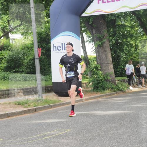 29.06.2025 - hella hamburg halbmarathon KatJ http://msf.ph/oto/8272268 29.06.2025 10:08:36 Zwischen KM18-KM19  meine-sportfotos.de