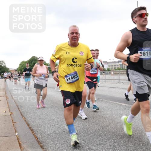 29.06.2025 - hella hamburg halbmarathon Lena Gebhardt http://msf.ph/oto/8272283 29.06.2025 10:54:24 Lombardsbrücke 15791, 830, 11493, 6987, 16117, 1017, 1263, 1762, 1779, 1789, 1822, 1949, 2084, 2244, 2372, 2532, 2586, 2600, 2761, 2854, 3079, 3187, 3188, 3249, 3364, 3465, 3467, 3557, 3761, 3795, 3857, 4323, 4685, 4720, 4838, 4971, 5157, 5185, 5216, 5309, 5514, 5804, 5817, 5898, 5933, 5993, 6023, 6279, 6468, 6583, 6987, 6988, 7498, 7670, 7874, 7946, 7986, 8801, 8803, 8867, 9130, 9138, 9203, 10207, 10471, 11033, 11354, 11567, 11569, 11785, 12930, 13272 meine-sportfotos.de