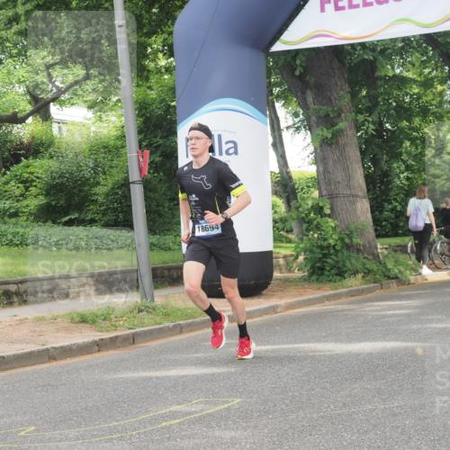29.06.2025 - hella hamburg halbmarathon KatJ http://msf.ph/oto/8272305 29.06.2025 10:08:36 Zwischen KM18-KM19  meine-sportfotos.de
