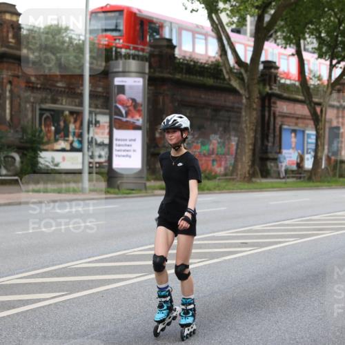 29.06.2025 - hella hamburg halbmarathon Yannick Fuchs http://msf.ph/oto/8272319 29.06.2025 09:42:53 20KM  meine-sportfotos.de