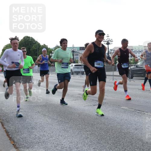 29.06.2025 - hella hamburg halbmarathon Lena Gebhardt http://msf.ph/oto/8272447 29.06.2025 09:45:02 Lombardsbrücke 2746, 17428, 1486, 11169, 18837, 19142, 1065, 1758, 1827, 2021, 2746, 3201, 3845, 3968, 4678, 5269, 5367, 6619, 6781, 7349, 8473, 8731, 9381, 10156, 10486, 10848, 11169, 12049, 12287, 12337, 12369, 12595, 12900, 13838, 13956, 14140, 14164, 14289, 15268, 15576, 15583, 15672, 15880, 15883, 16157, 16377, 16508, 16713, 16736, 16818, 17354, 17428, 18567, 18699 meine-sportfotos.de