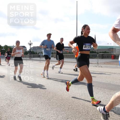 29.06.2025 - hella hamburg halbmarathon Lena Gebhardt http://msf.ph/oto/8272471 29.06.2025 09:57:37 Lombardsbrücke 6374, 15146, 8172, 1030, 1086, 1094, 1193, 1320, 1321, 1327, 1422, 1442, 1563, 1870, 2119, 2252, 2444, 2448, 2488, 2595, 2814, 2855, 2946, 3048, 3058, 3096, 3103, 3114, 3698, 3999, 4261, 4299, 4379, 4558, 4986, 5013, 5018, 5021, 5024, 5032, 5305, 5633, 5744, 5775, 5820, 5907, 6125, 6355, 6356, 6374, 6569, 6585, 6628, 6720, 6762, 6776, 6795, 6942, 7134, 7177, 7221, 7259, 7397, 7478, 7594, 7742, 7918, 7930, 7932, 7952, 7973, 7976, 9316, 10191 meine-sportfotos.de