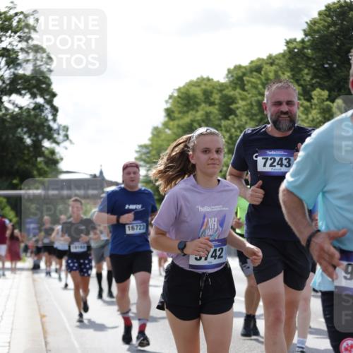 29.06.2025 - hella hamburg halbmarathon Jannik Wohlers http://msf.ph/oto/8272552 29.06.2025 10:01:44 Lombardsbrücke 1364, 1432, 1453, 2322, 2323, 3169, 4286, 4985, 5763, 6166, 6322, 6327, 7031, 7189, 7223, 7243, 9156, 9353, 9741, 9928, 10177, 11554, 11871, 11938, 12315, 12316, 12491, 12837, 14471, 14574, 14660, 14677, 15901, 16420, 16540, 16614, 16634, 16723, 16770, 17503, 17951, 17952, 18130, 19159, 19162, 19240 meine-sportfotos.de