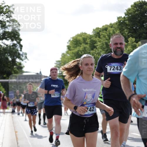 29.06.2025 - hella hamburg halbmarathon Jannik Wohlers http://msf.ph/oto/8272569 29.06.2025 10:01:44 Lombardsbrücke 1364, 1432, 1453, 2322, 2323, 3169, 4286, 4985, 5763, 6166, 6322, 6327, 7031, 7189, 7223, 7243, 9156, 9353, 9741, 9928, 10177, 11554, 11871, 11938, 12315, 12316, 12491, 12837, 14471, 14574, 14660, 14677, 15901, 16420, 16540, 16614, 16634, 16723, 16770, 17503, 17951, 17952, 18130, 19159, 19162, 19240 meine-sportfotos.de